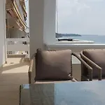 Luxury On The First Line ! Apartamento *