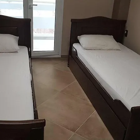 Apartment Luxury On The First Line !