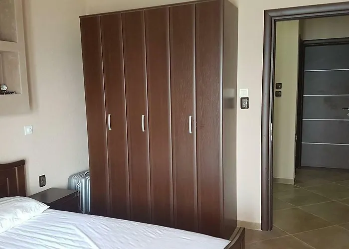 Luxury On The First Line ! 公寓 Nea Kallikrateia