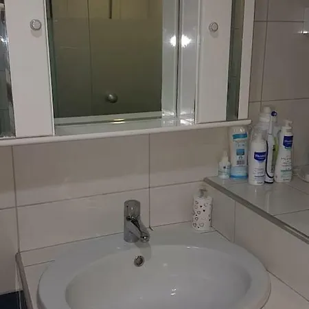 Luxury On The First Line ! Apartamento *